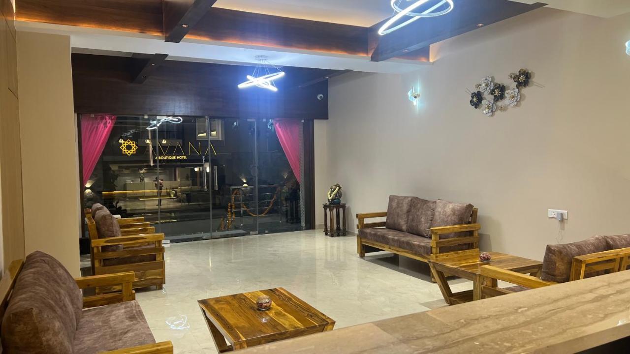 Hotel Ceasta, Beside Us Consulate Hyderabad, Gachibowli Gundipet Exterior foto